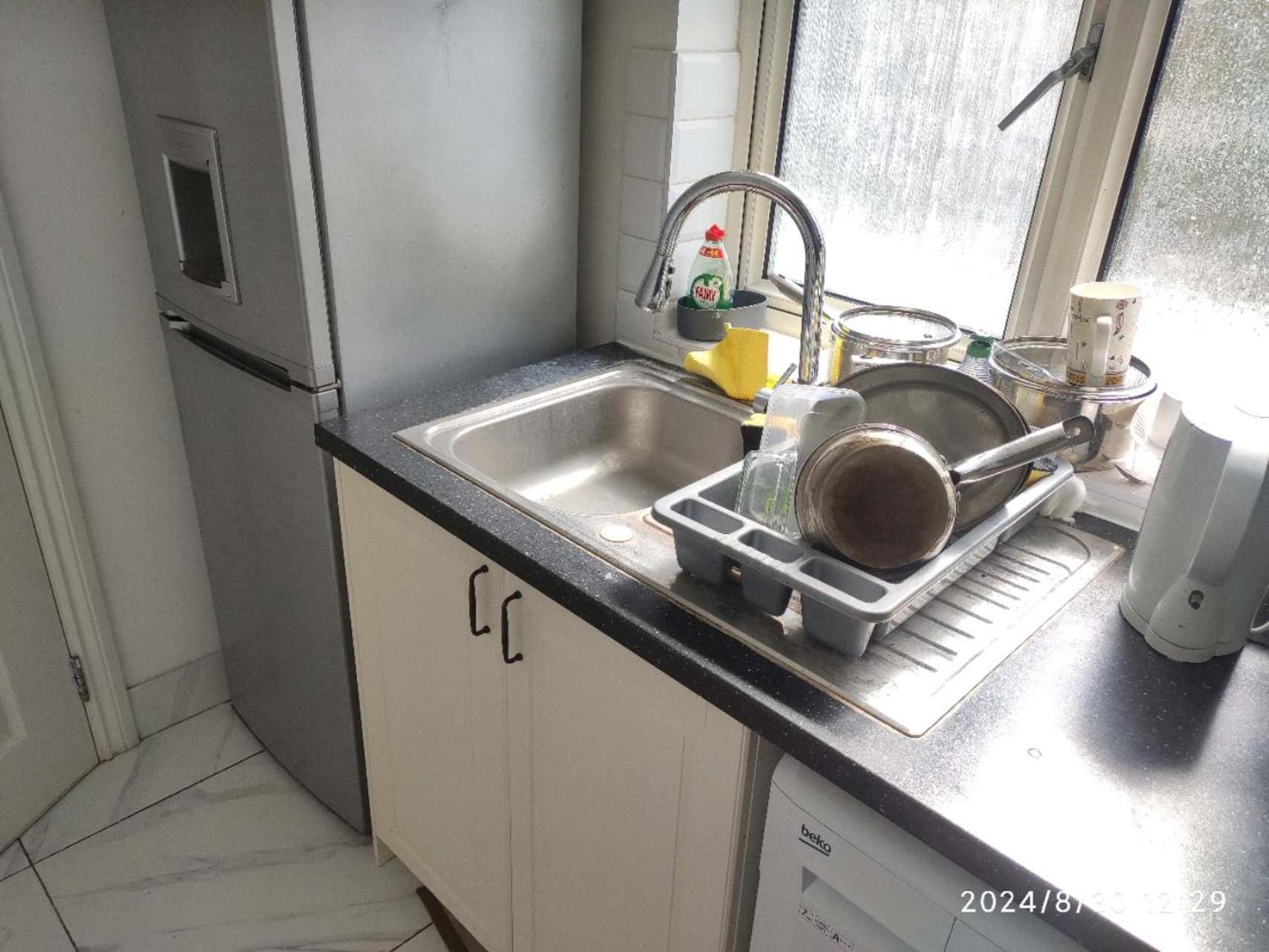 Comfort Spacious Double In Chingford, London 1 Homestay